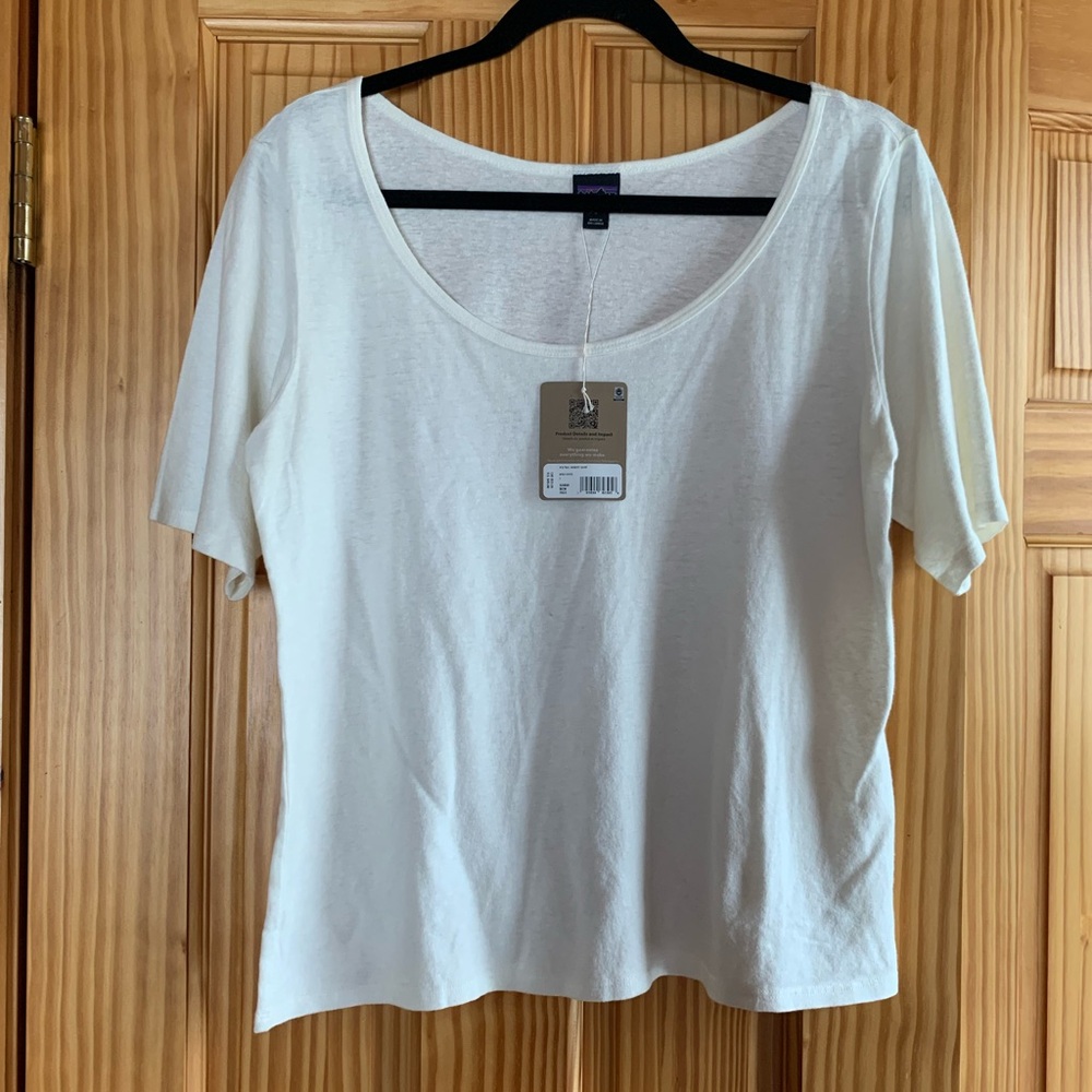 Patagonia Cream Short Sleeve Tee